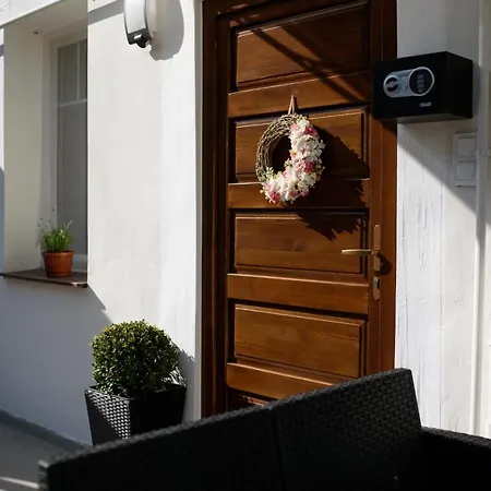 Királyleányka Apartman *